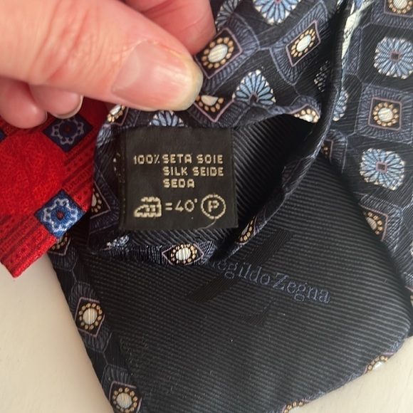 Ermenegildo Zegna Set of 2 100% Silk Ties - Picture 6 of 7